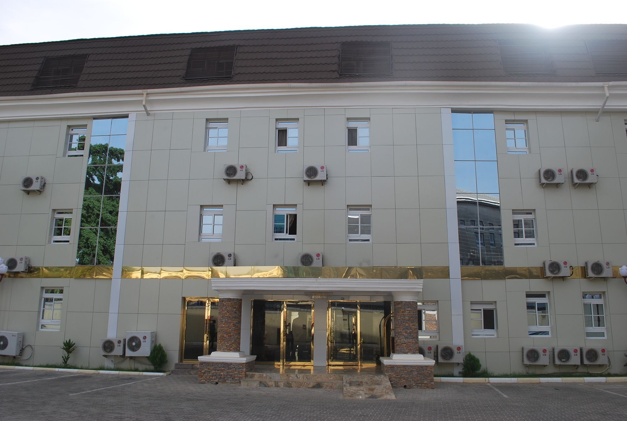อิมมาคิวเลท แพลตินั่ม ลักชัวรี รีสอร์ต Hotel อาบูจา ภายนอก รูปภาพ