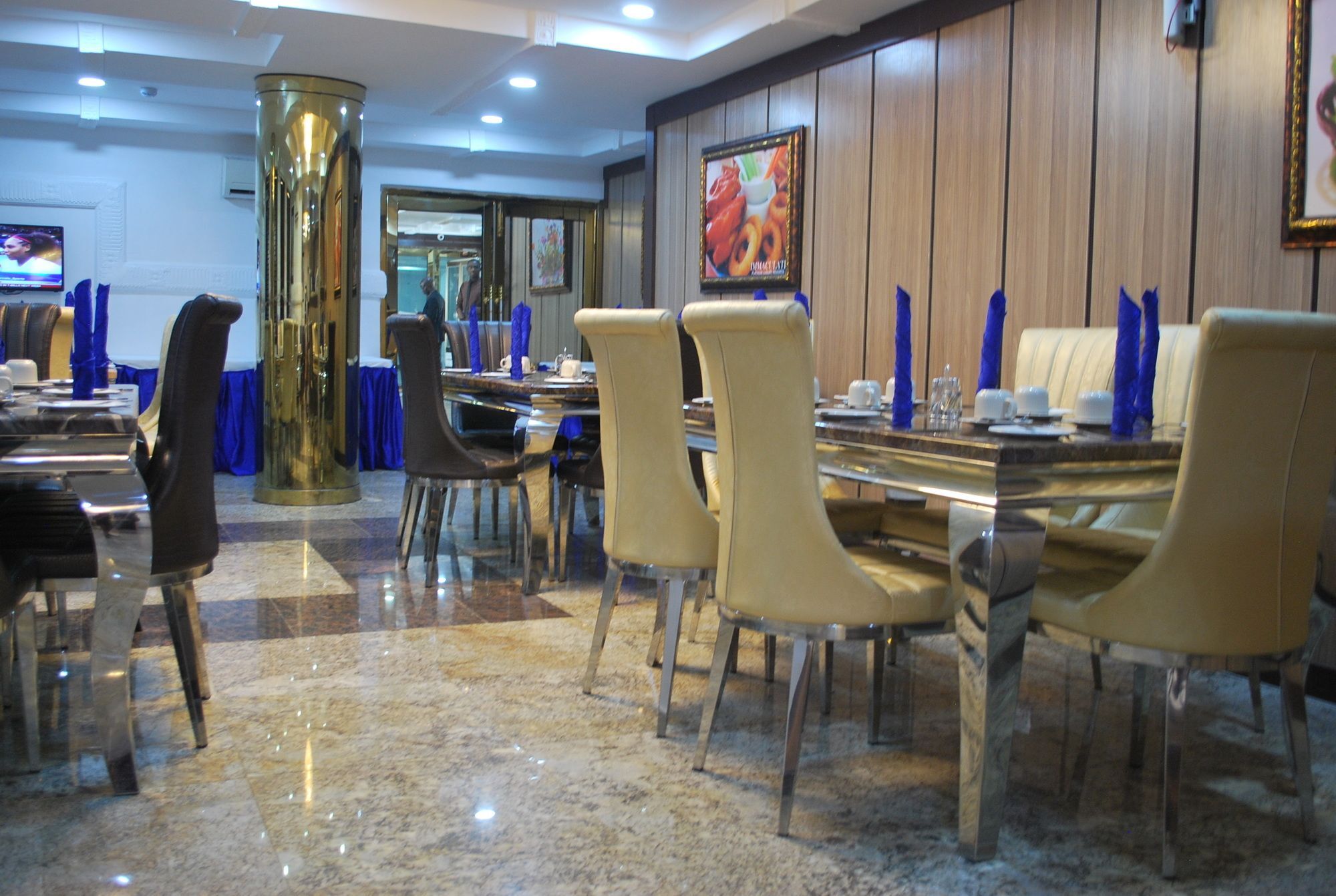 อิมมาคิวเลท แพลตินั่ม ลักชัวรี รีสอร์ต Hotel อาบูจา ภายนอก รูปภาพ
