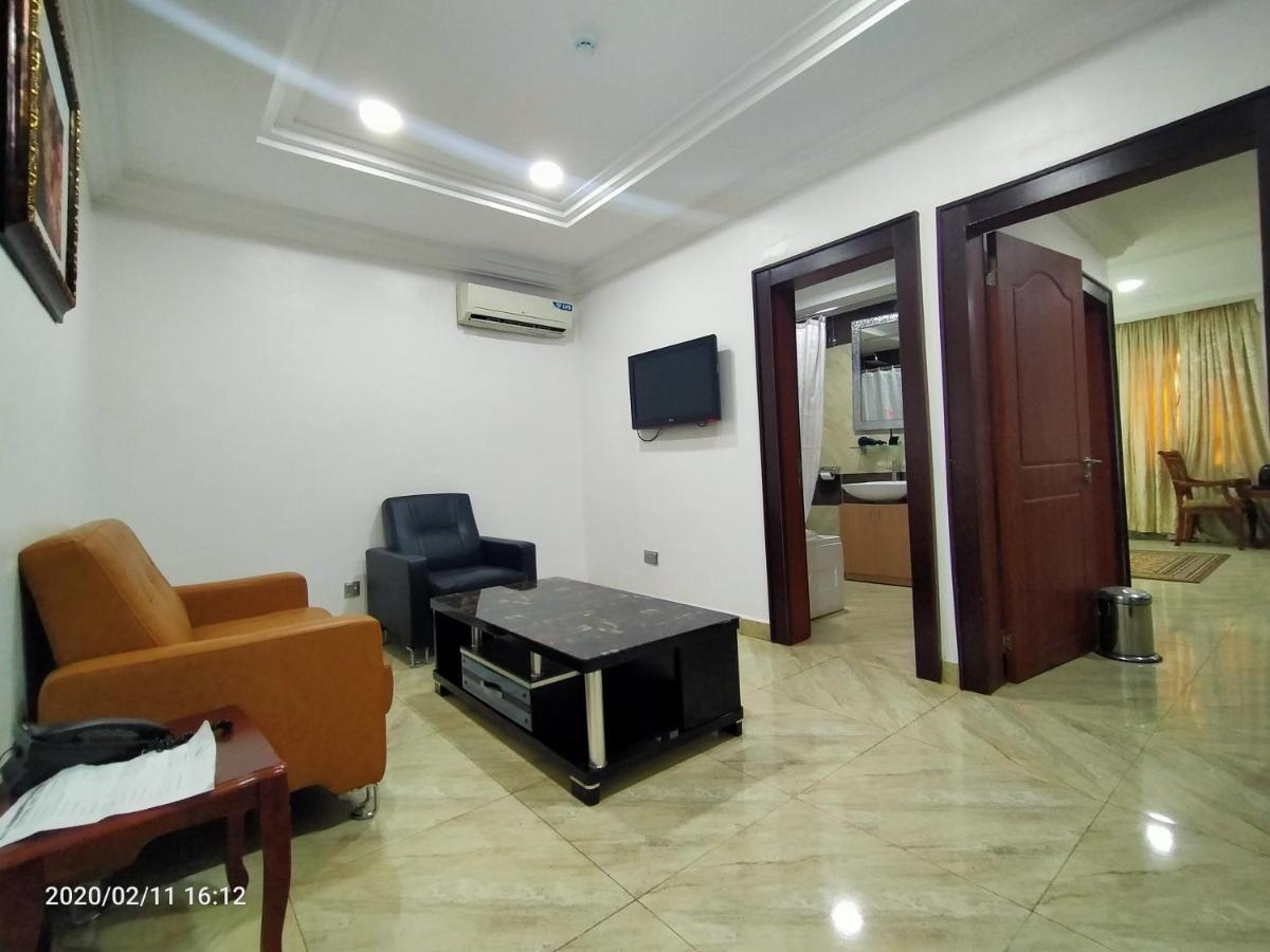 อิมมาคิวเลท แพลตินั่ม ลักชัวรี รีสอร์ต Hotel อาบูจา ภายนอก รูปภาพ