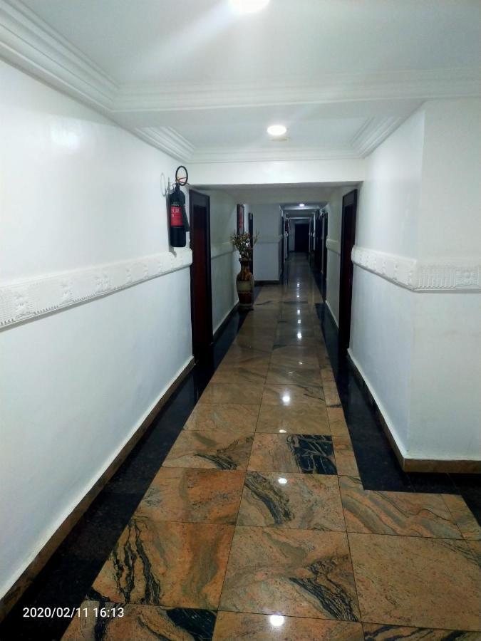 อิมมาคิวเลท แพลตินั่ม ลักชัวรี รีสอร์ต Hotel อาบูจา ภายนอก รูปภาพ