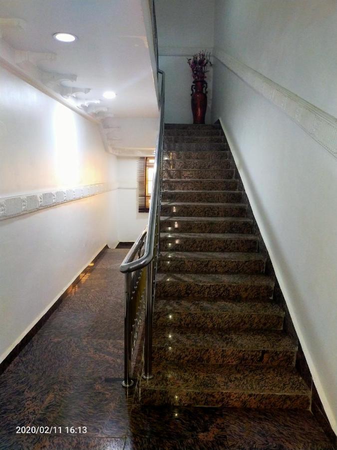 อิมมาคิวเลท แพลตินั่ม ลักชัวรี รีสอร์ต Hotel อาบูจา ภายนอก รูปภาพ
