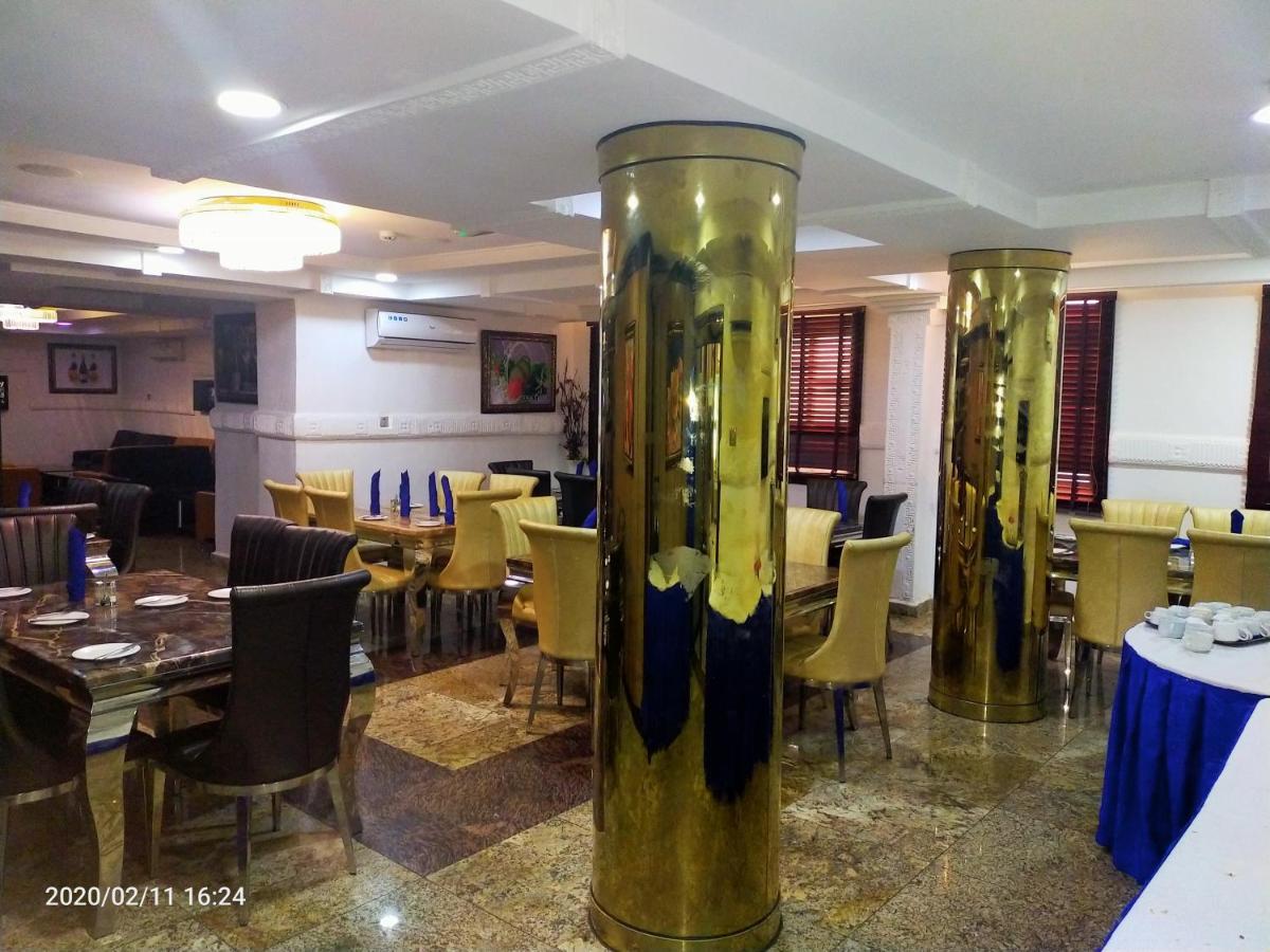 อิมมาคิวเลท แพลตินั่ม ลักชัวรี รีสอร์ต Hotel อาบูจา ภายนอก รูปภาพ